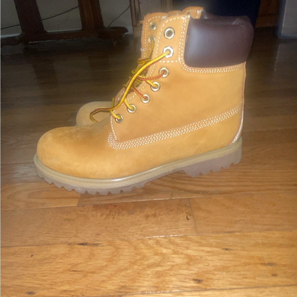Size 11 Timerland Boots